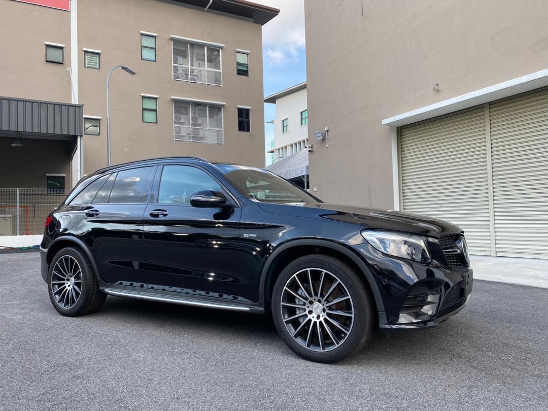 MERCEDES BENZ GLC43 2018