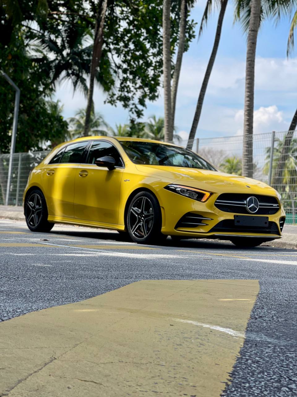 MERCEDES BENZ A35 4 MATIC