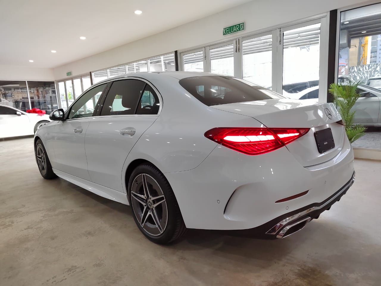 Mercedes Benz