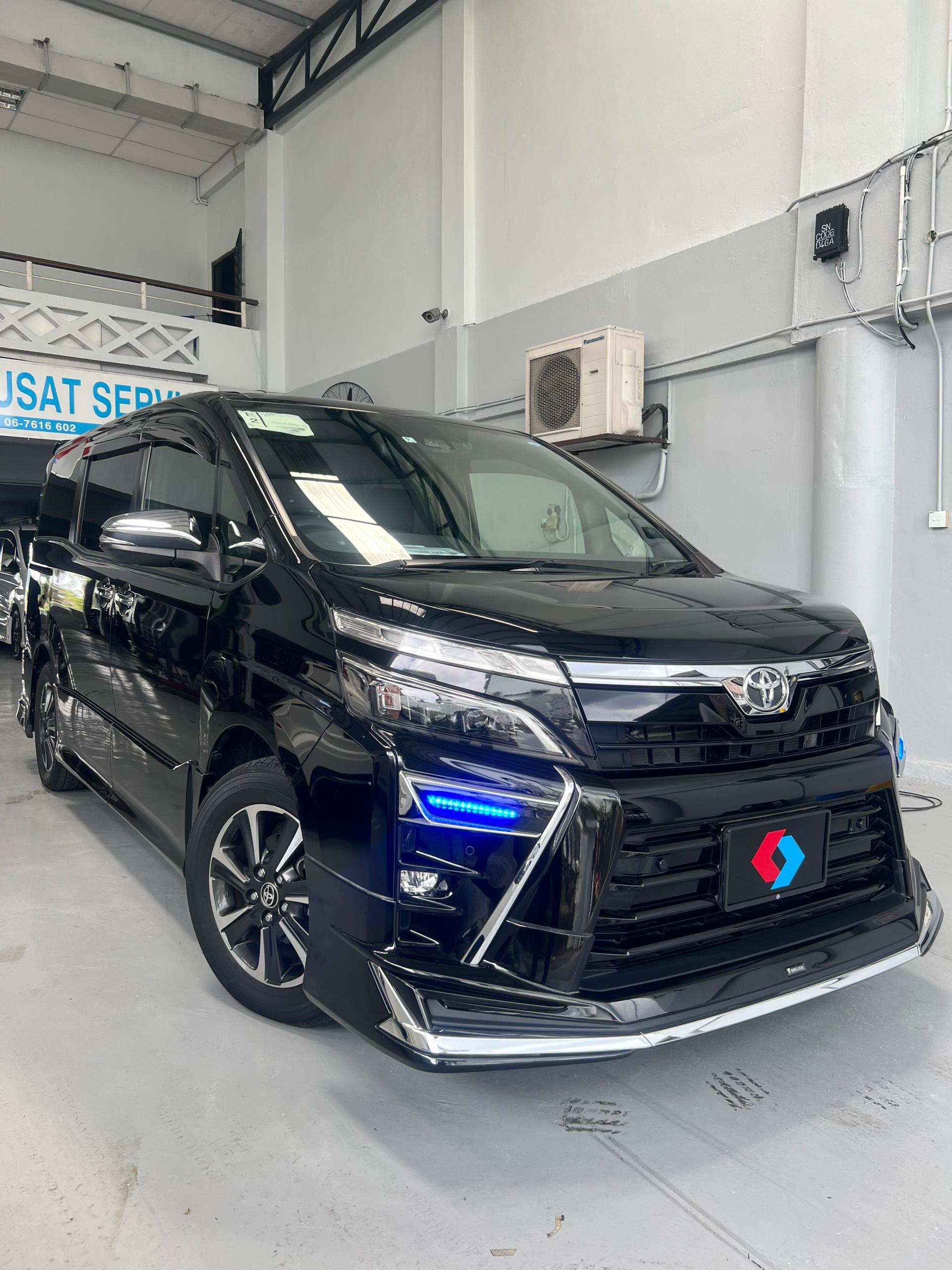 2020 Toyota Voxy Kirameki 2 2.0