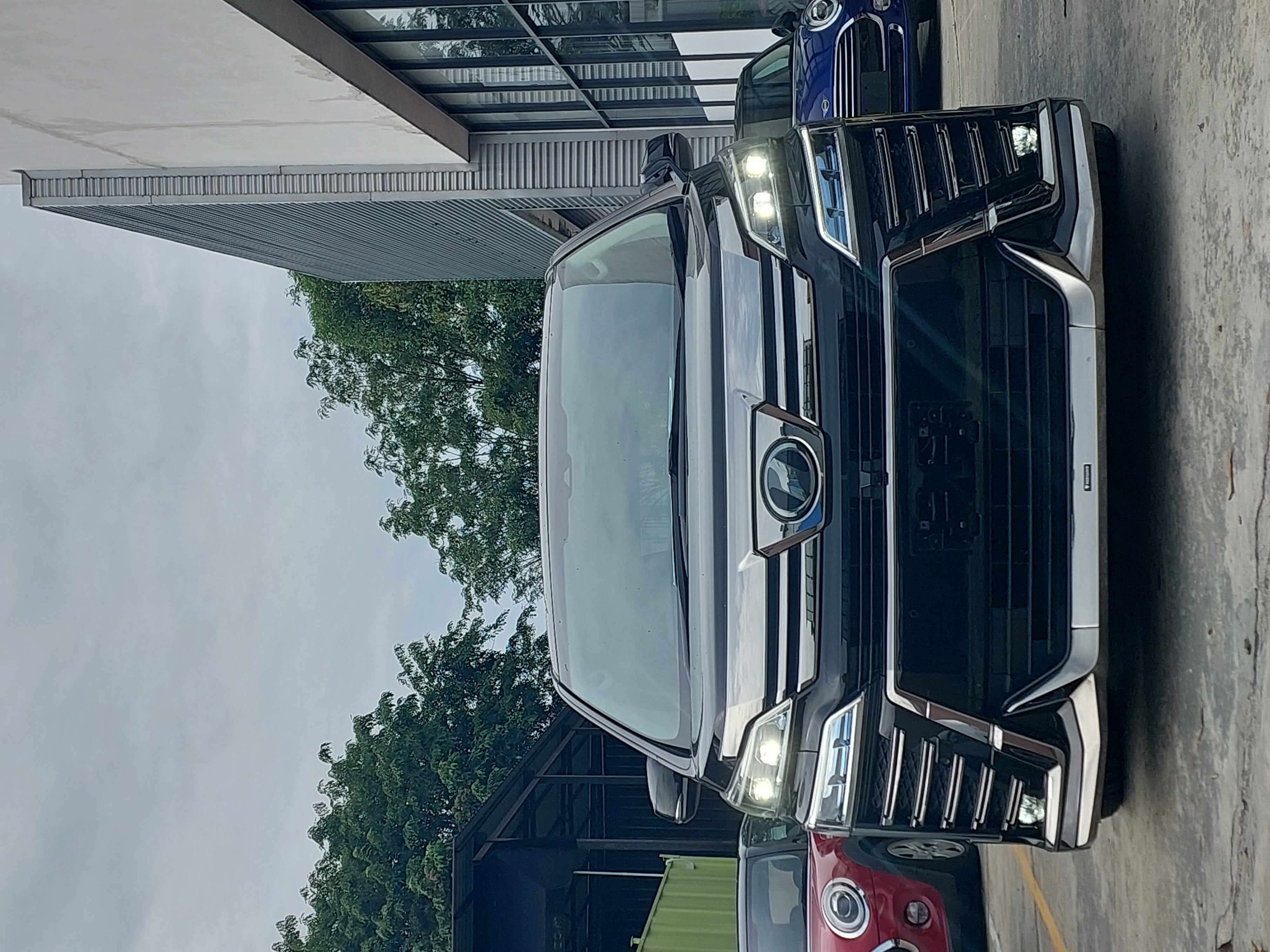 Toyota Vellfire ZA (2019)