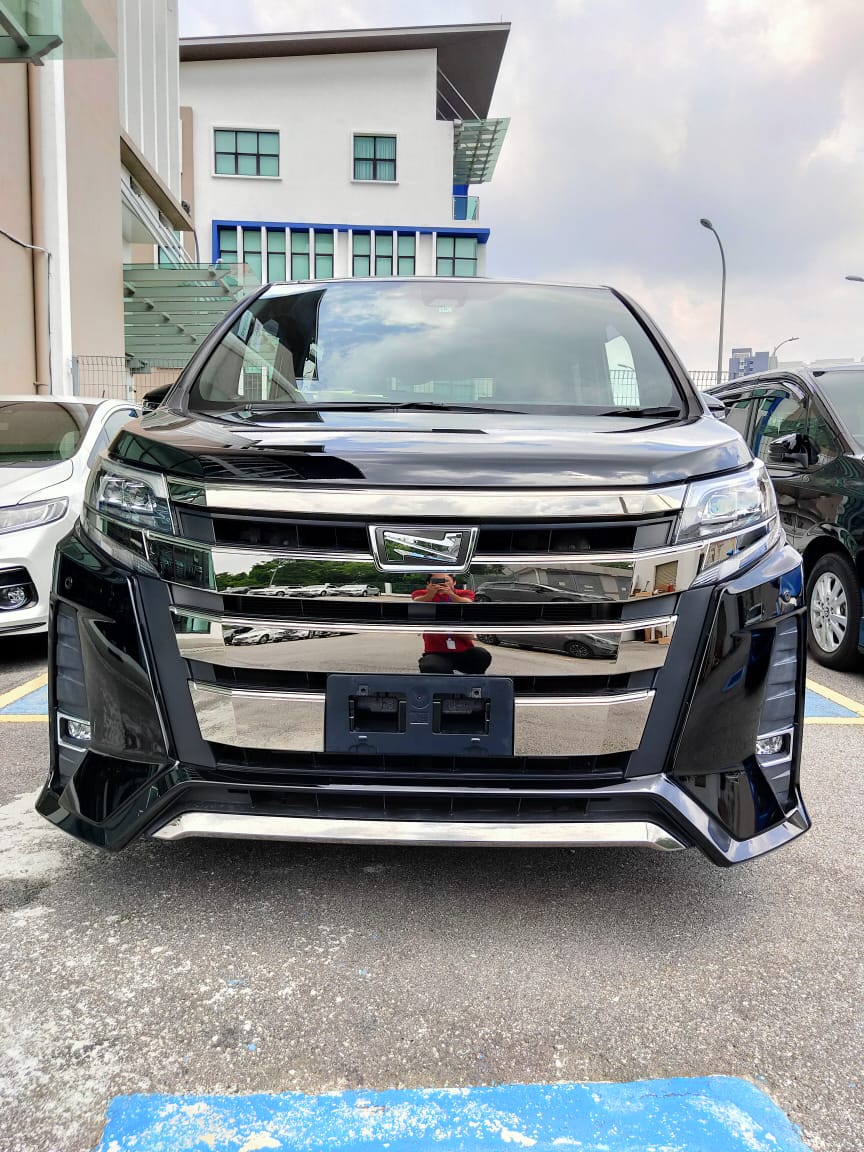 TOYOTA NOAH Si WXB