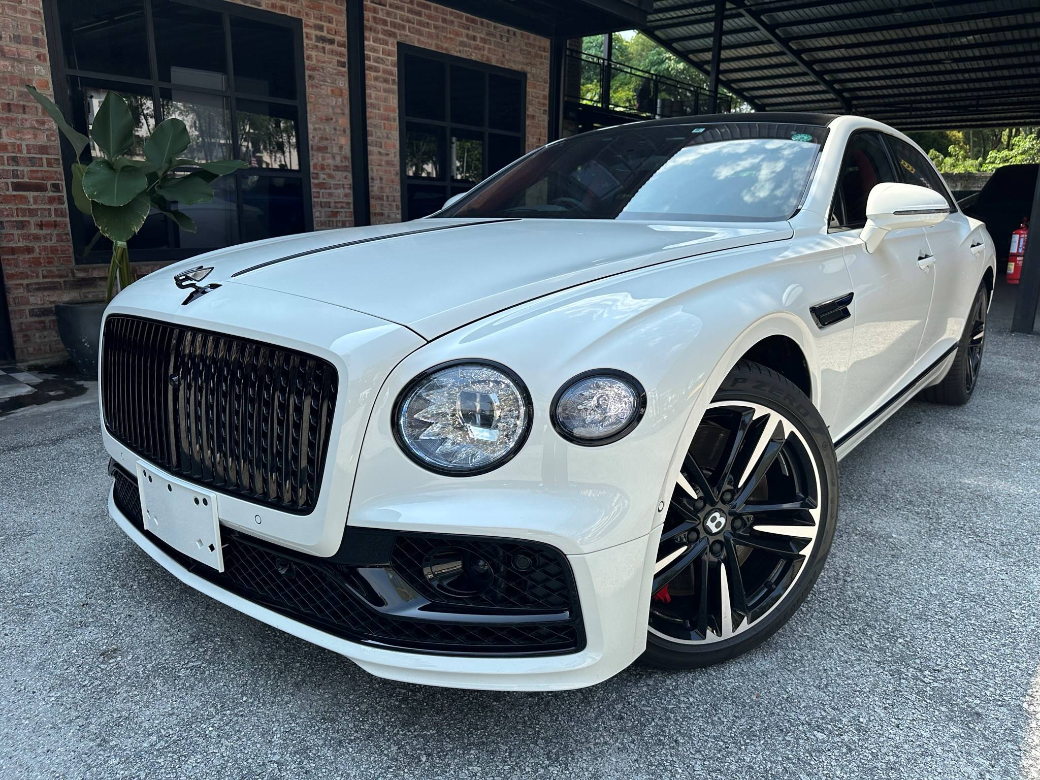 BENTLEY FLYING SPUR 6.0 W12